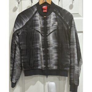 Nike International Womens XS Full Zip Lined Athletic Jacket Black/Gray Pockets